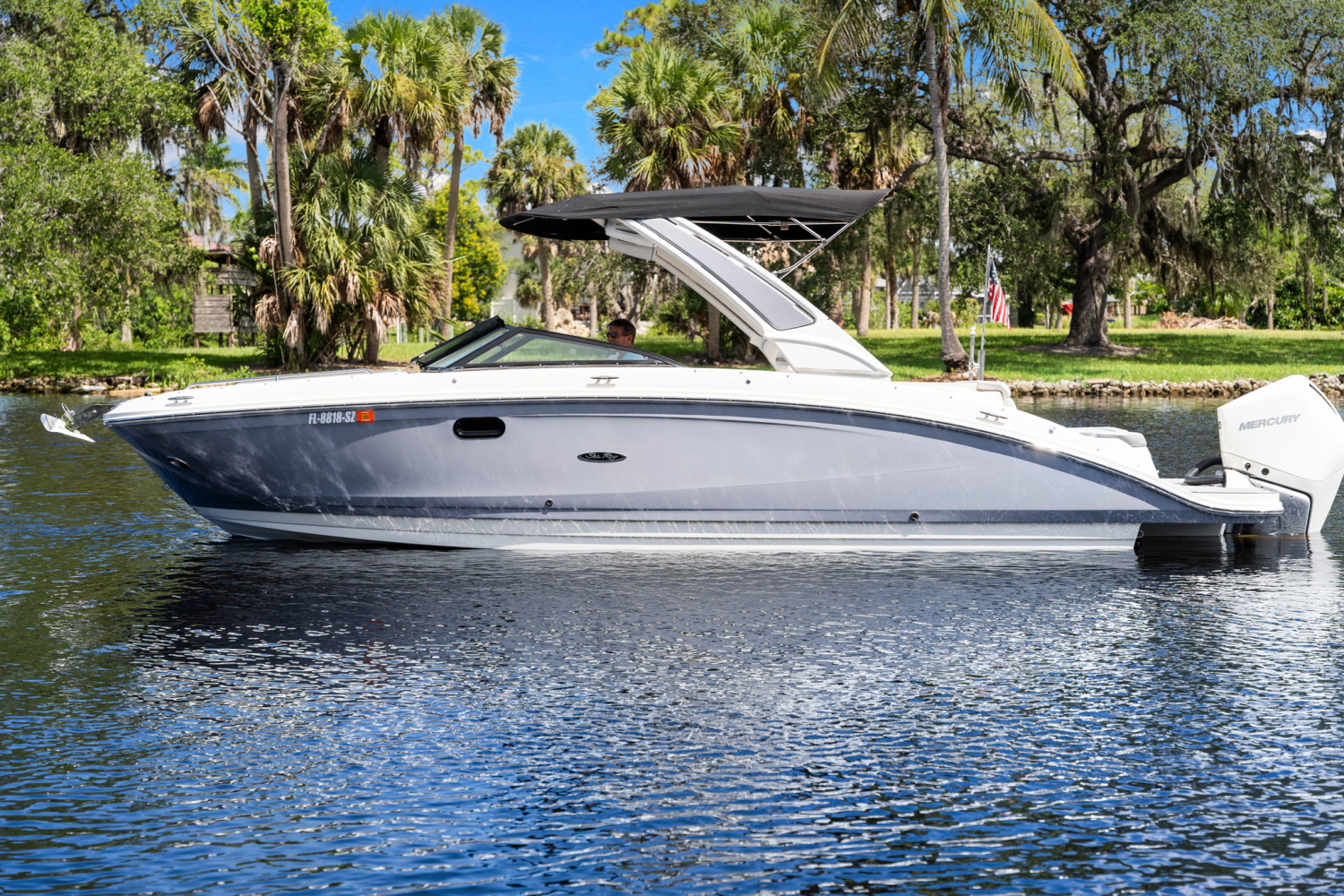 Slide: The Image of Sea Ray 270 SD-OB 2021 - 2