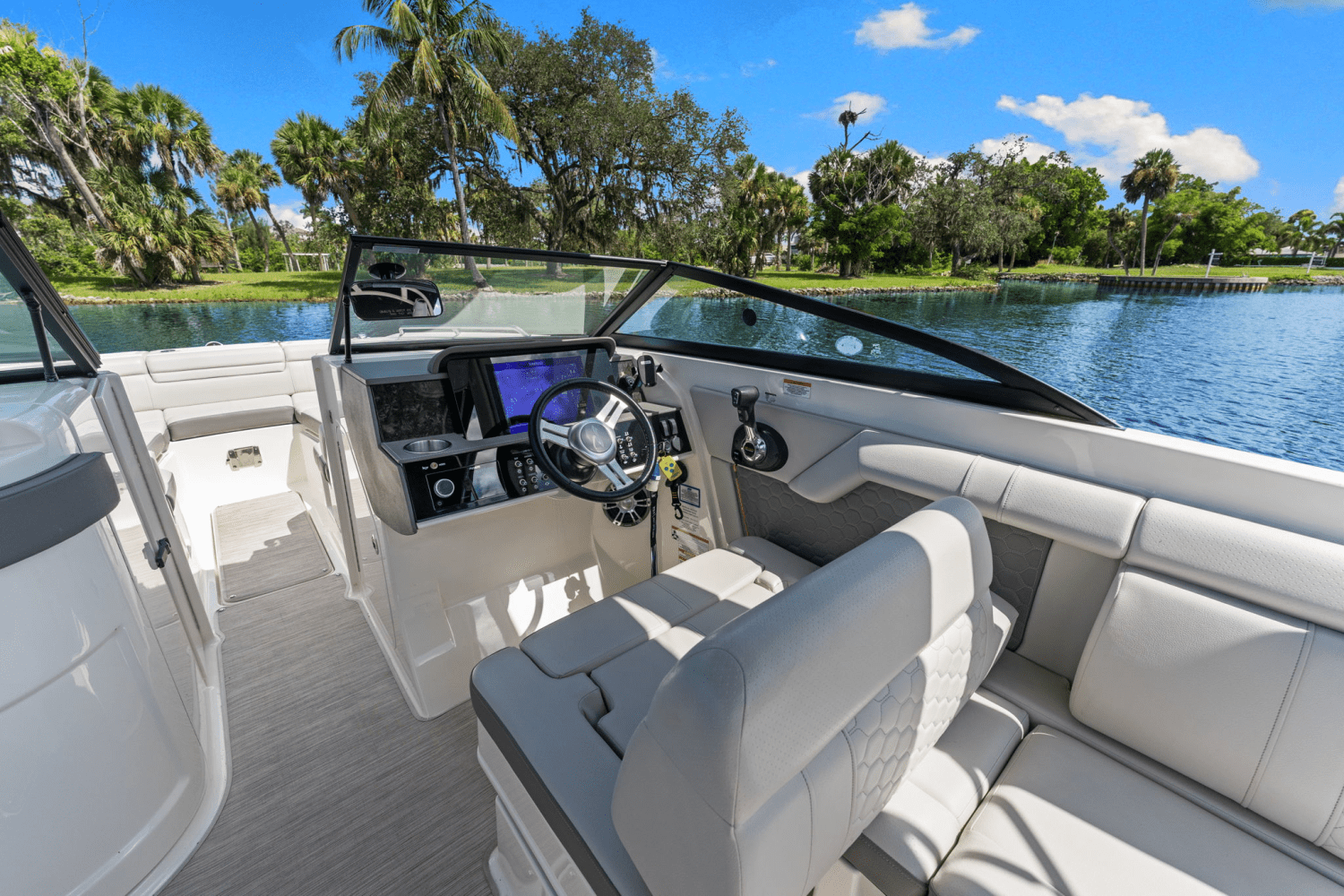 Slide: The Image of Sea Ray 270 SD-OB 2021 - 5