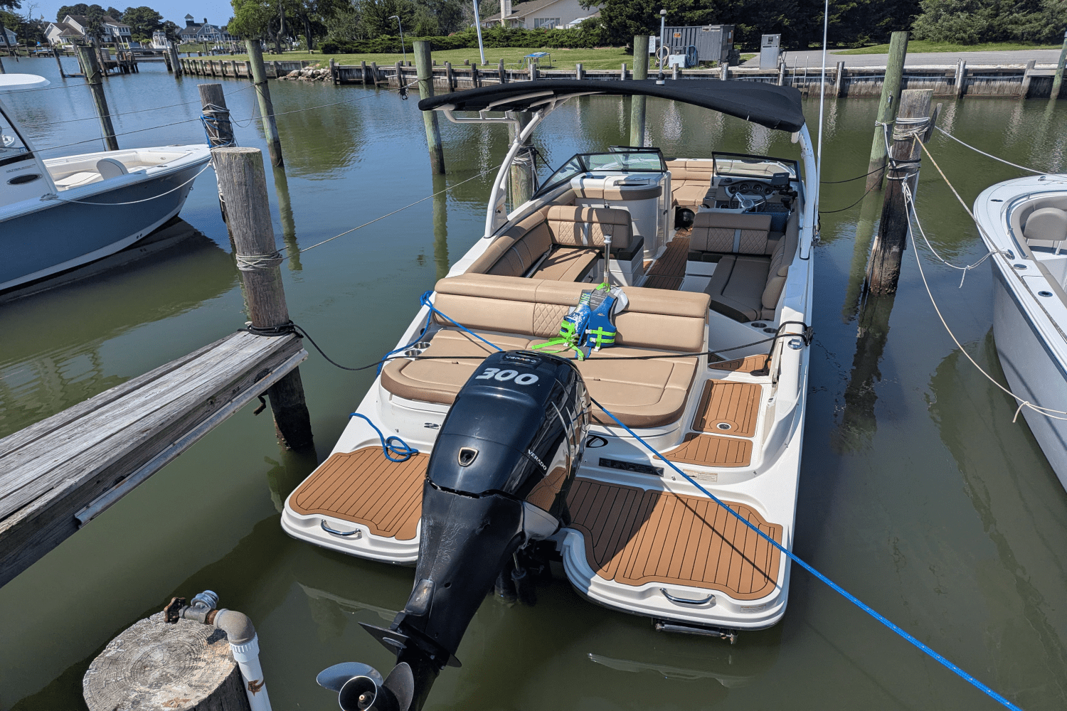 Slide: The Image of Sea Ray 270 SD OB 2016 - 4