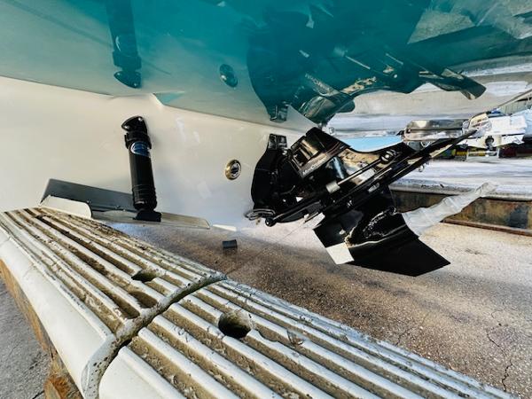 Slide: The Image of 2025 Sea Ray 270 SDX boat underside showing propeller and hull details. - 7