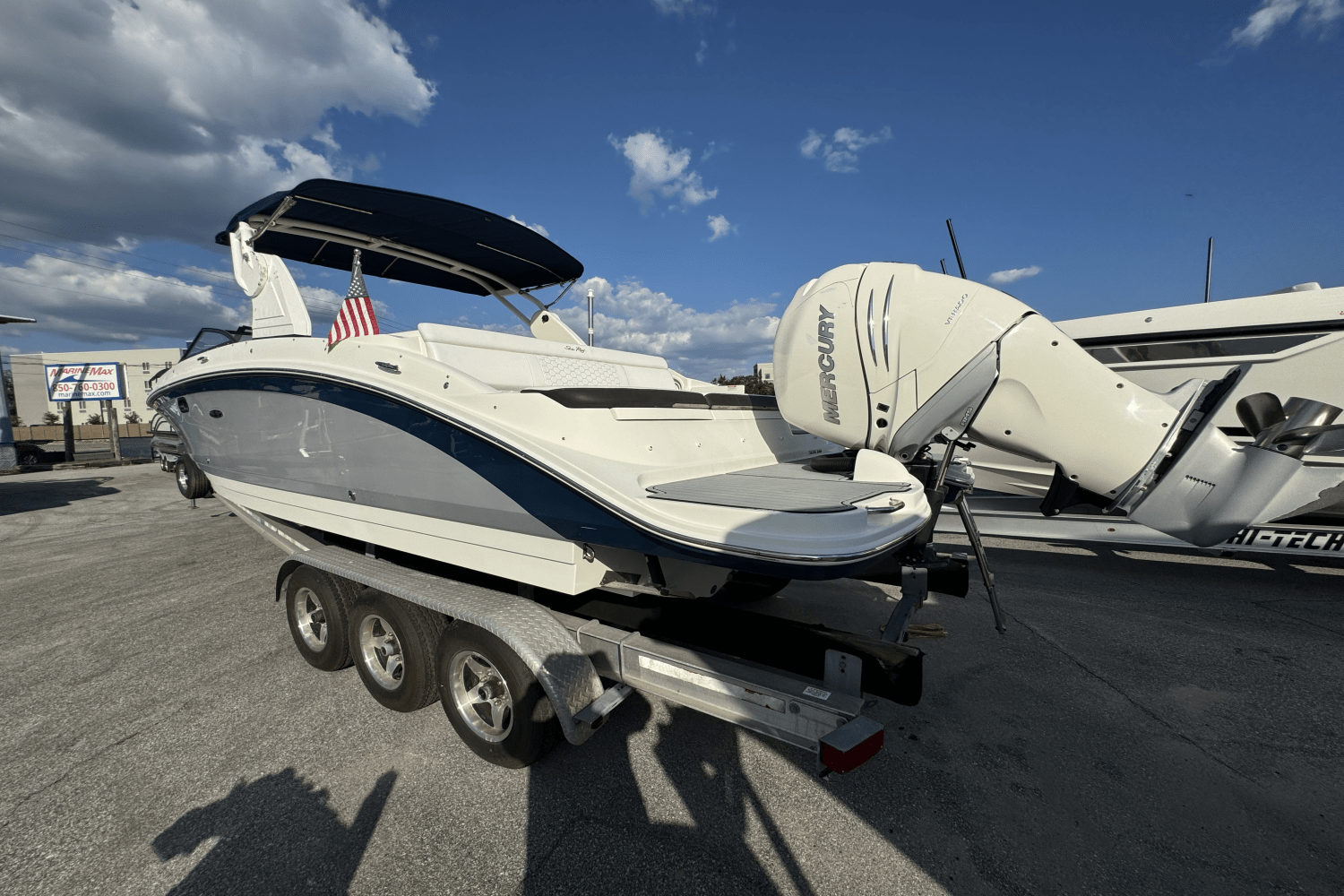 Slide: The Image of Sea Ray 270 SDX OB 2019 - 5