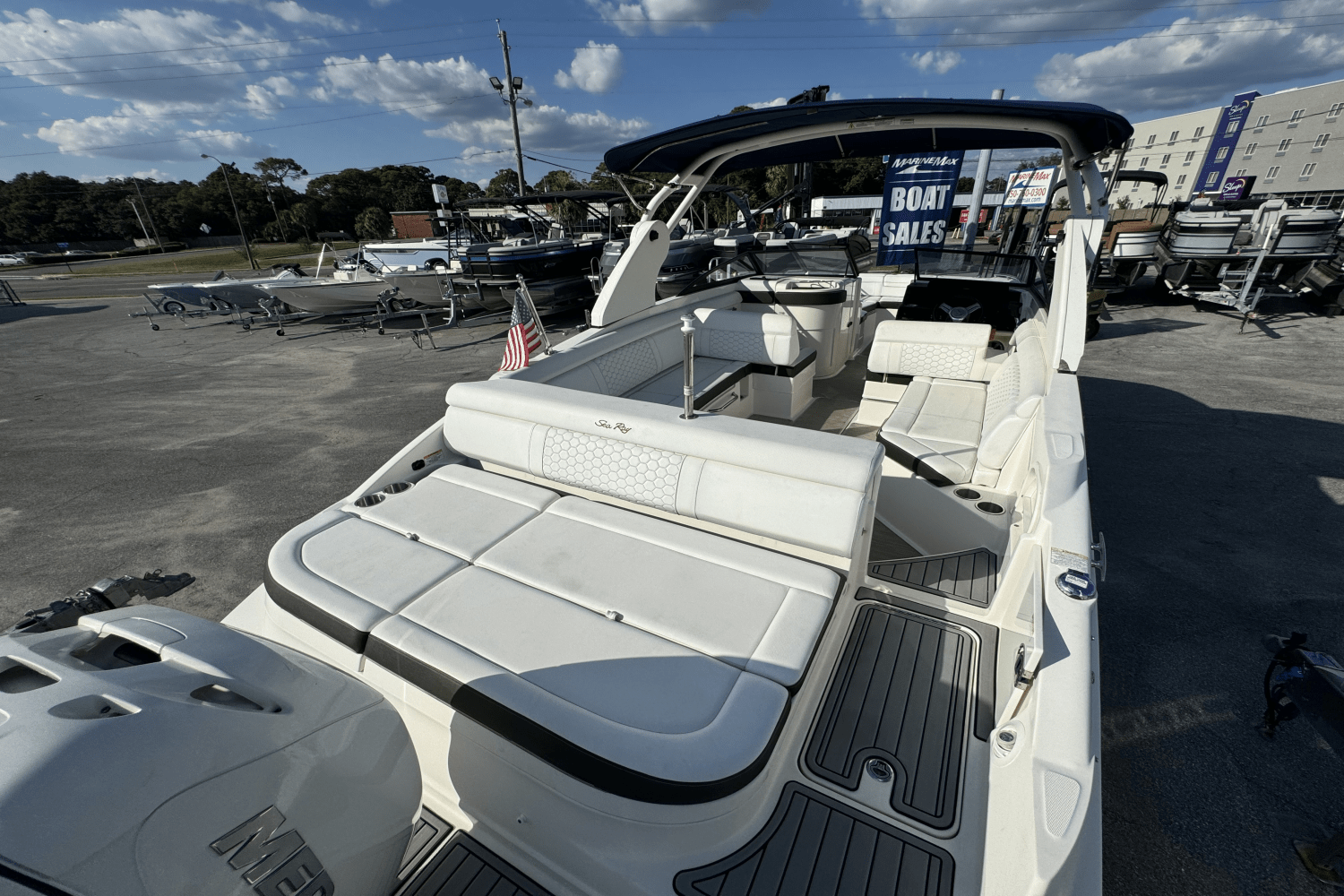 Slide: The Image of Sea Ray 270 SDX OB 2019 - 7