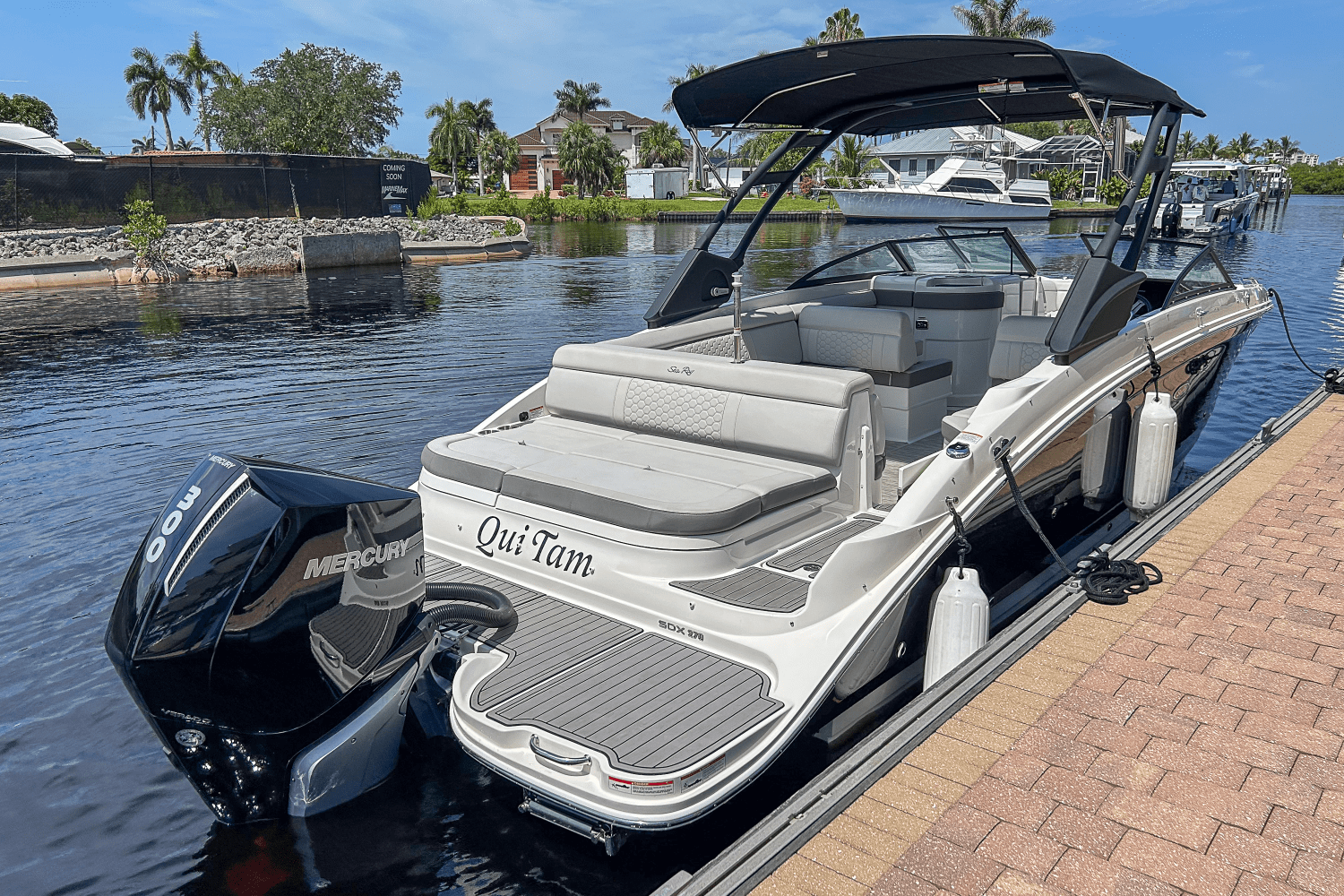 Slide: The Image of Sea Ray 270 SDX OUTBOARD 2023 - 13