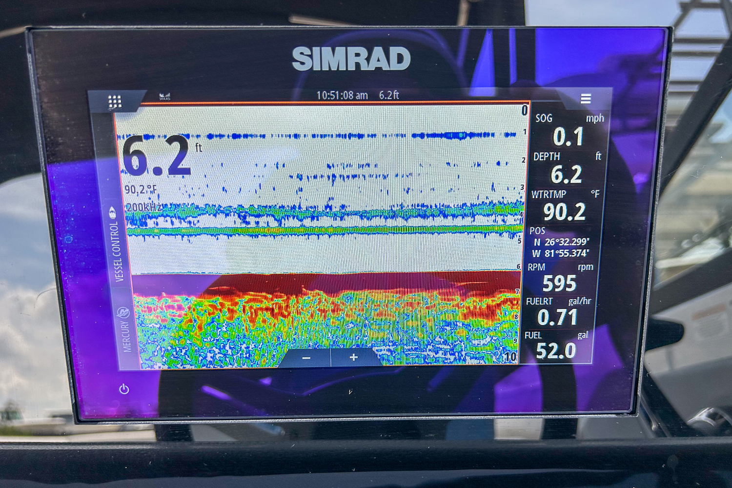 Slide: The Image of Sea Ray 270 SDX OUTBOARD 2023 - 26