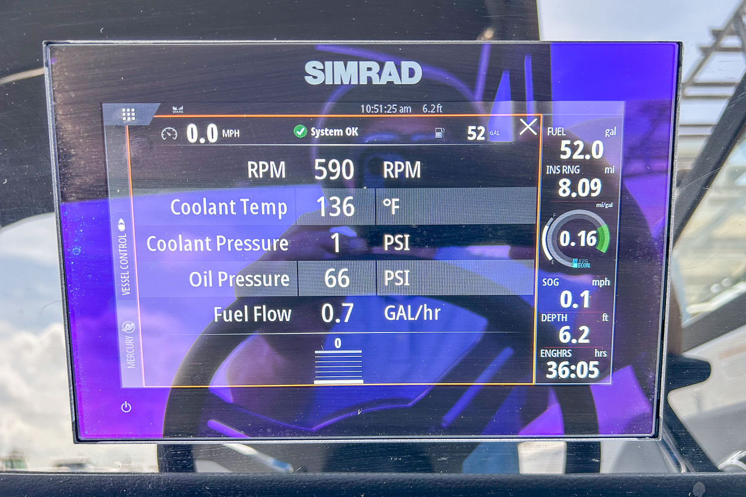 Slide: The Image of Sea Ray 270 SDX OUTBOARD 2023 - 27