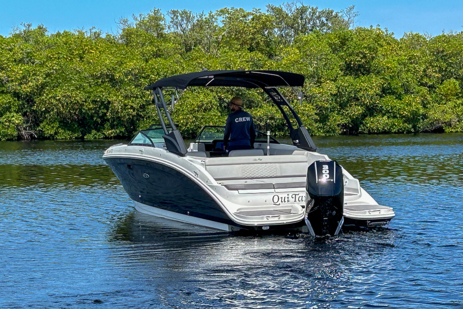 Slide: The Image of Sea Ray 270 SDX OUTBOARD 2023 - 5