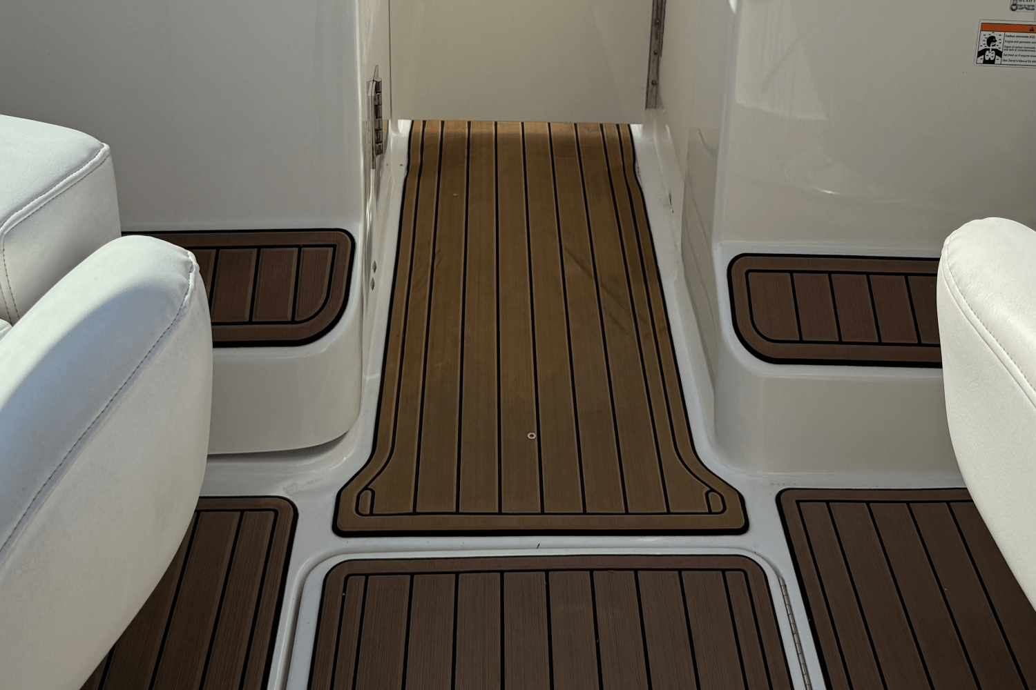 Slide: The Image of Sea Ray 270 SELECT 2008 - 13