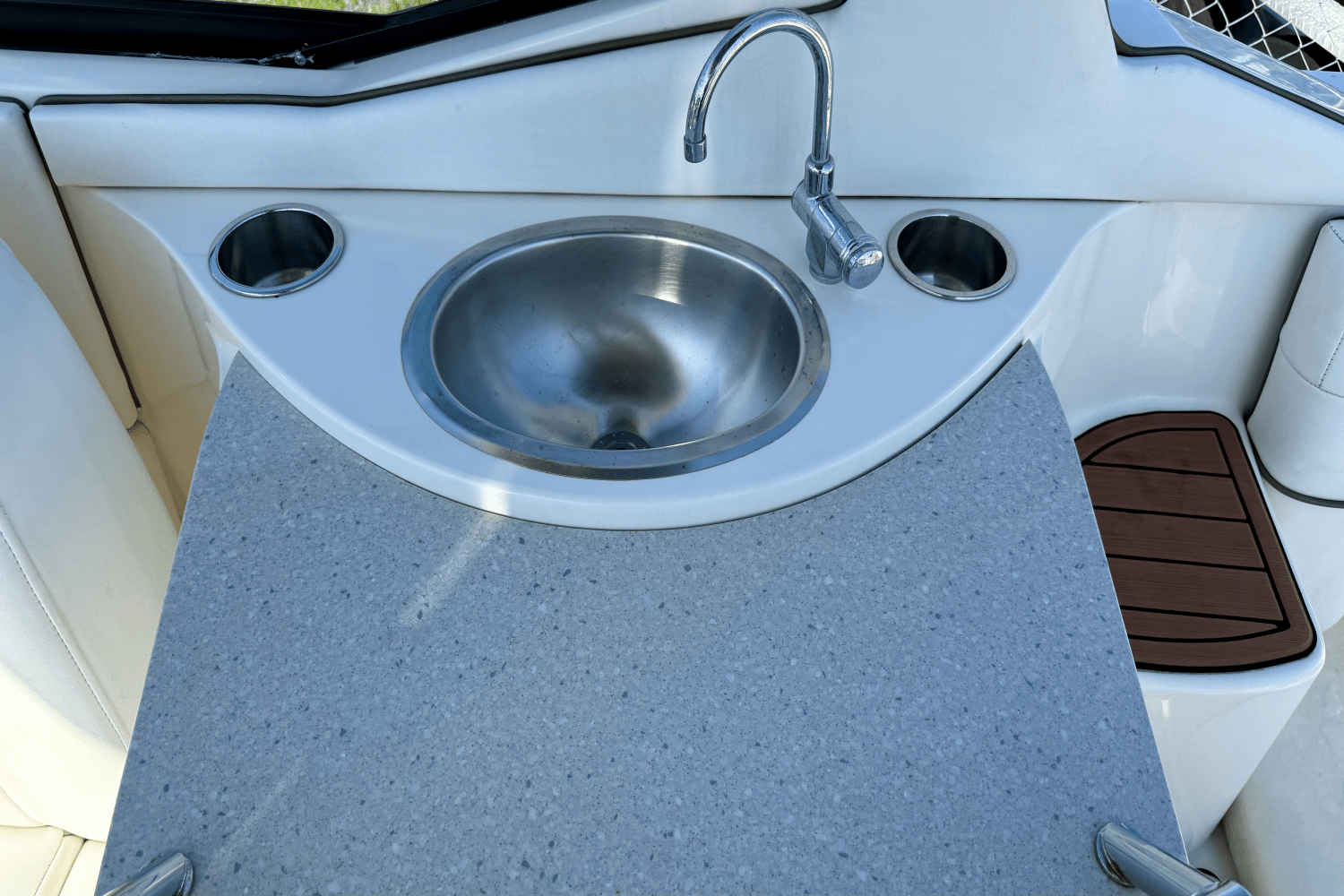 Slide: The Image of Sea Ray 270 SELECT 2008 - 3