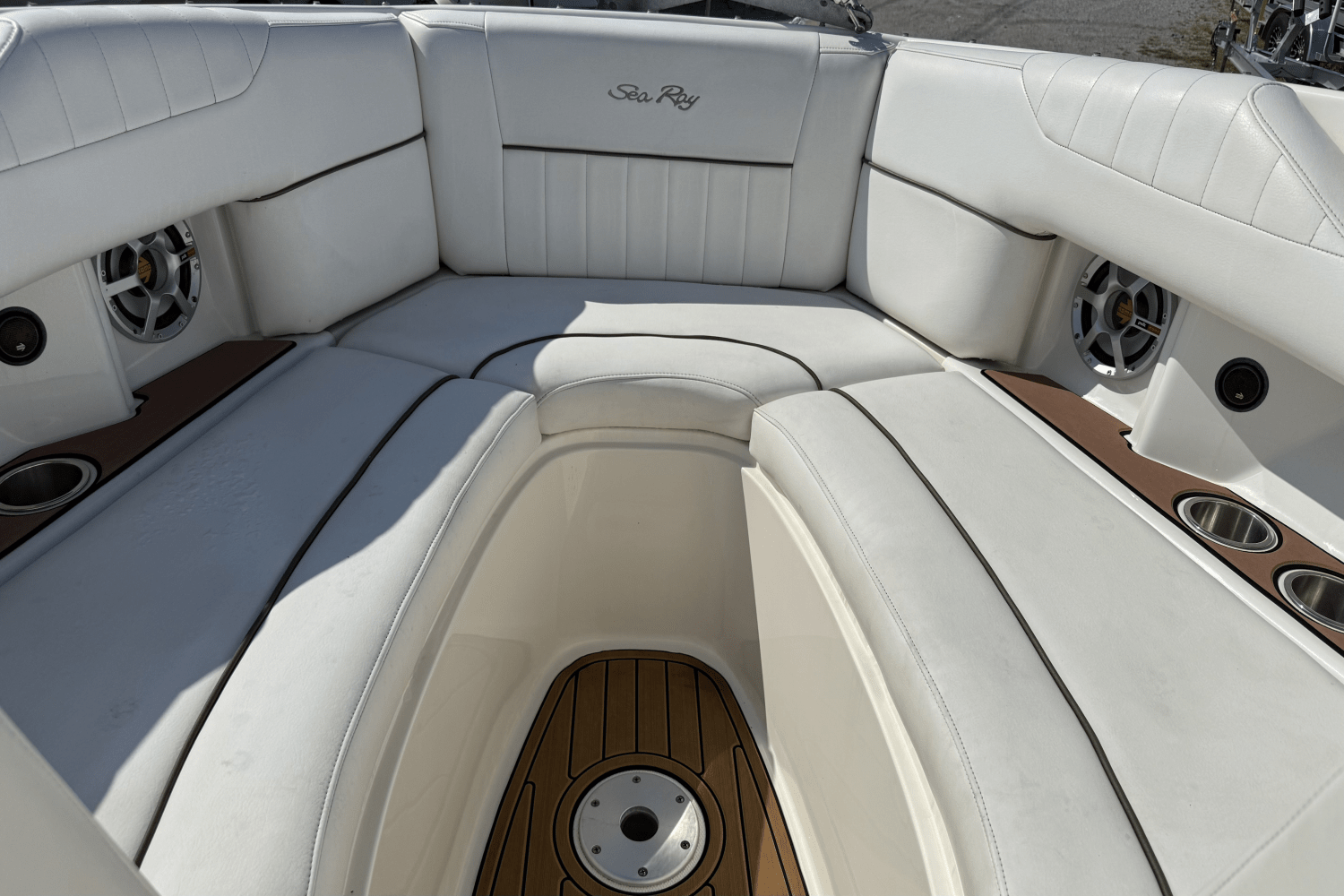 Slide: The Image of Sea Ray 270 SELECT 2008 - 9