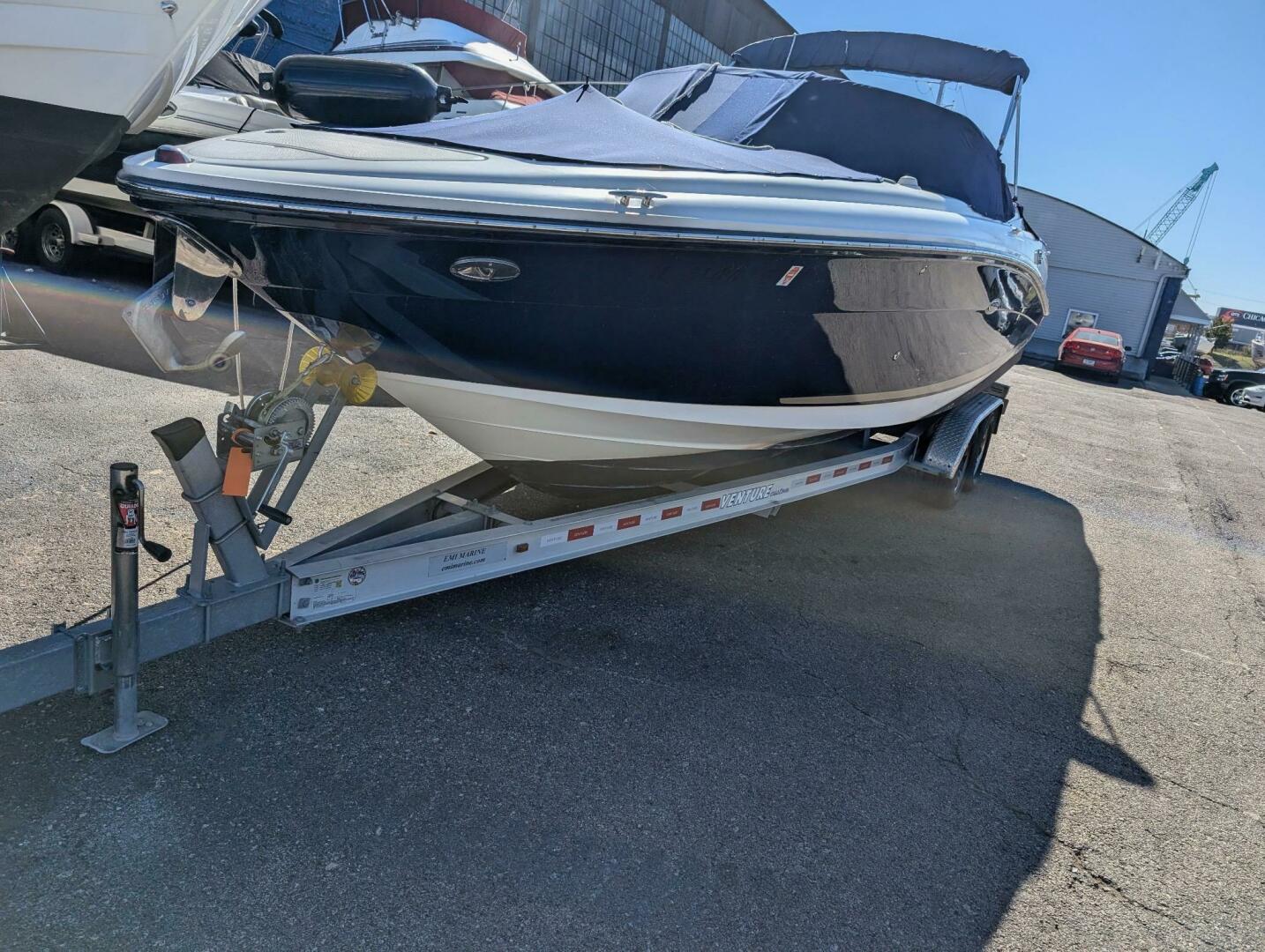 Slide: The Image of Sea Ray 270 SLX 2005 - 5488523