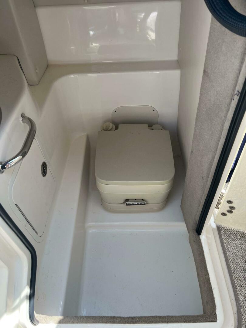 Slide: The Image of Sea Ray 270 SLX 2005 - 5488518