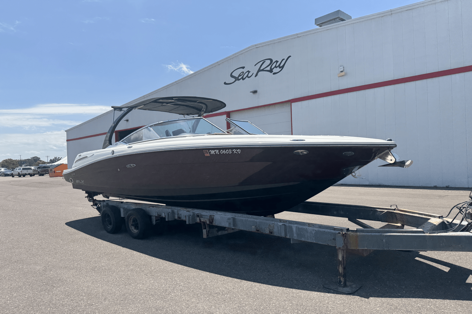 Slide: The Image of Sea Ray 270 SLX 2012 - 3