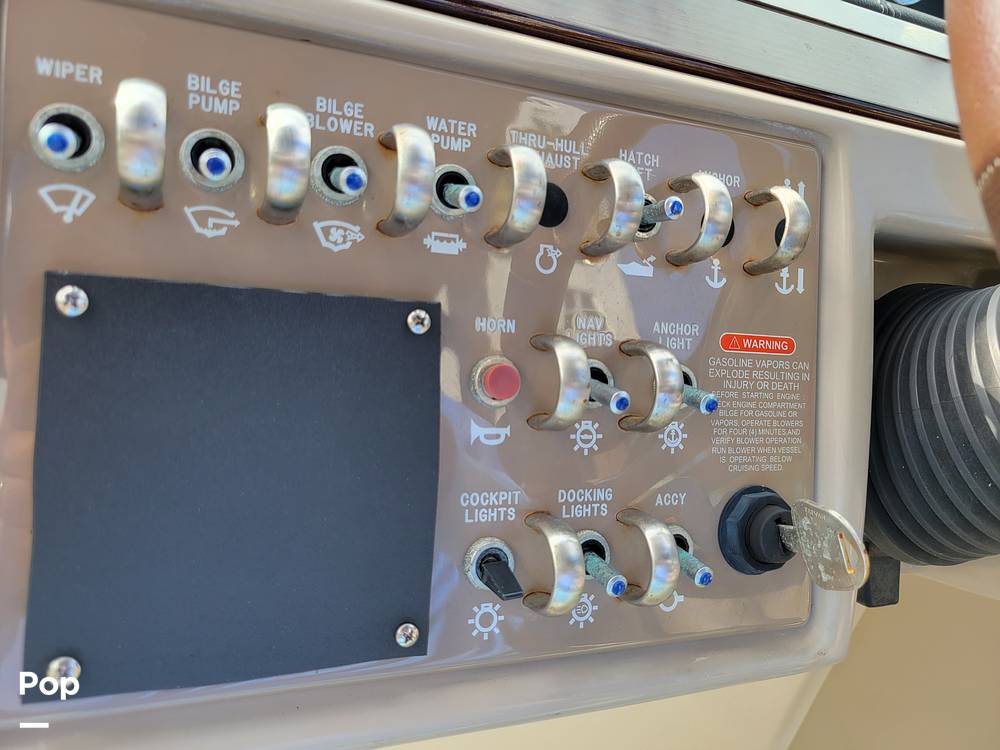 Slide: The Image of Sea Ray 270 SLX 2012 - 13495000