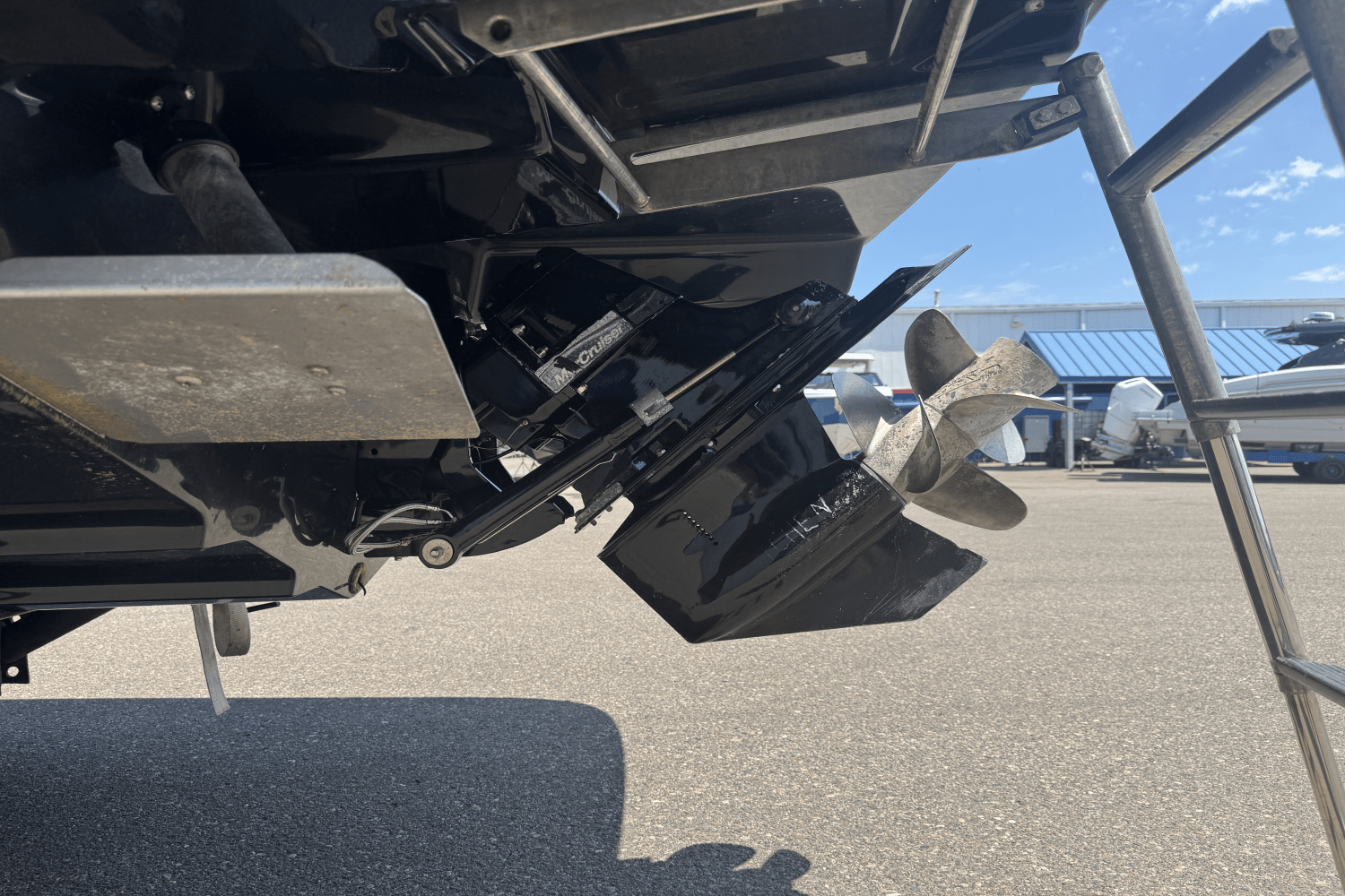 Slide: The Image of Sea Ray 270 SLX 2012 - 6