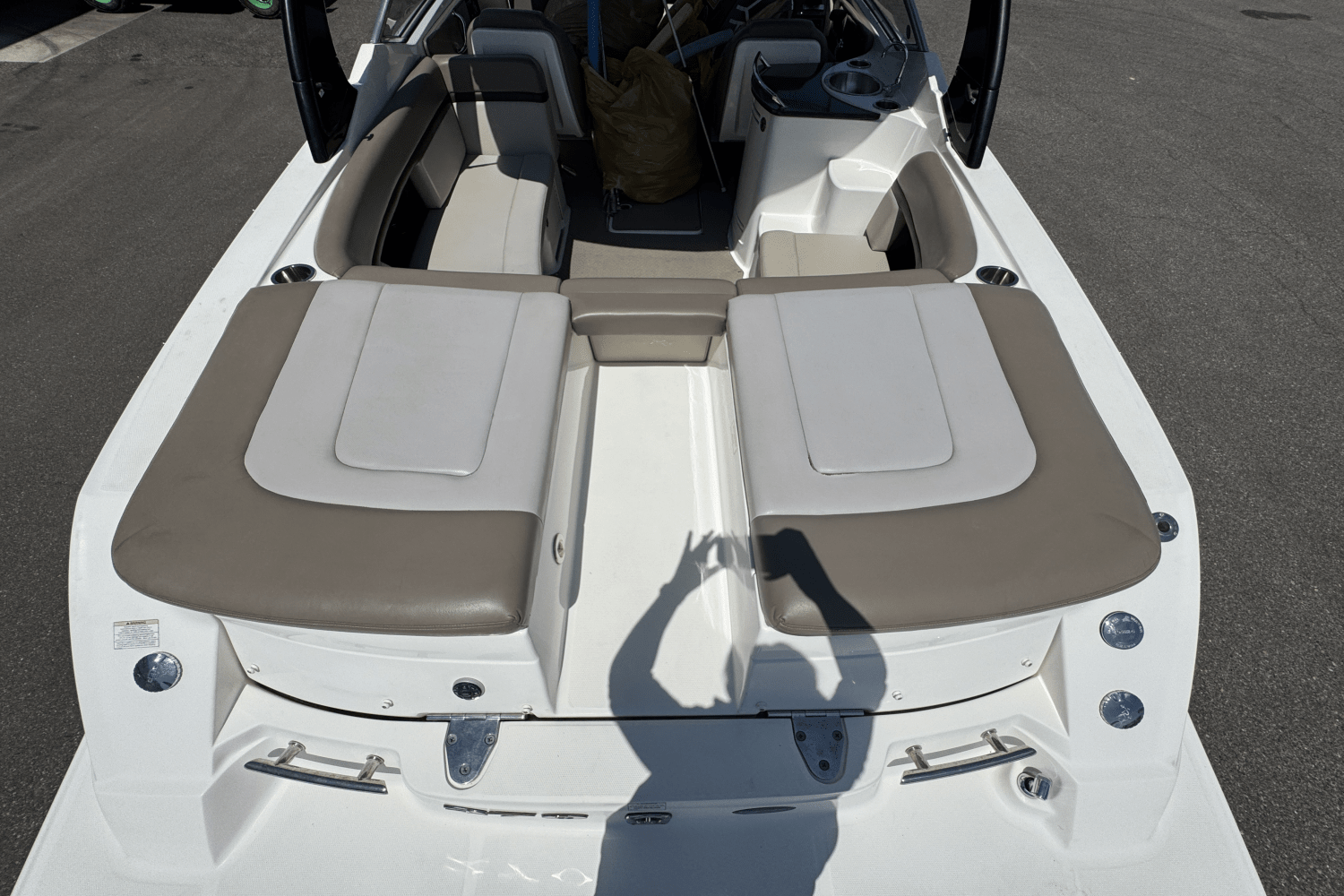 Slide: The Image of Sea Ray 270 SLX 2012 - 8