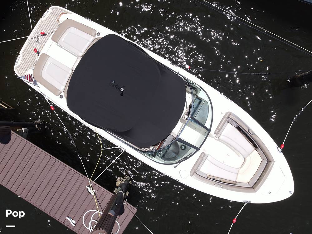 Slide: The Image of Sea Ray 270 SLX 2012 - 13495063