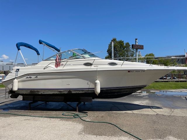 Slide: The Image of Sea Ray 270 SUNDANCER 1996 - 1