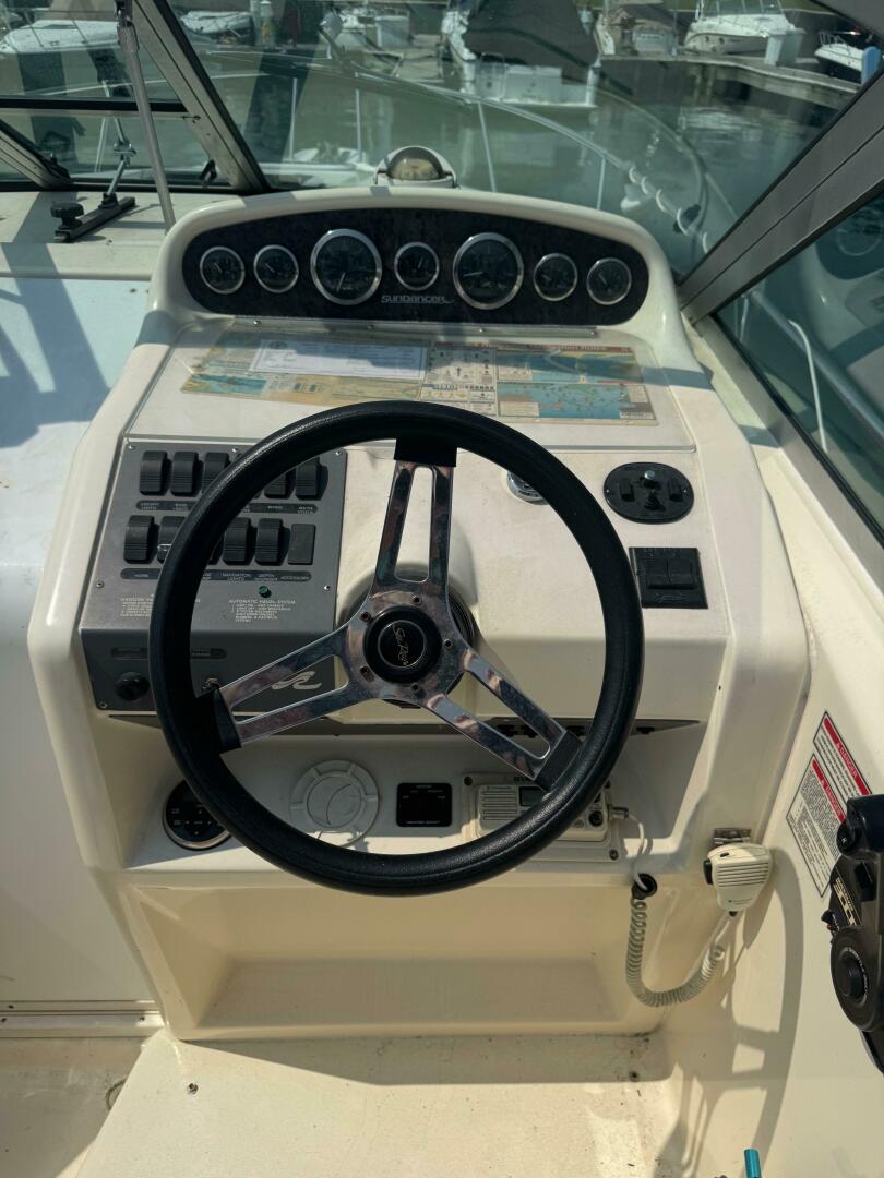Slide: The Image of Sea Ray 270 Sundancer 1997 - 5488695