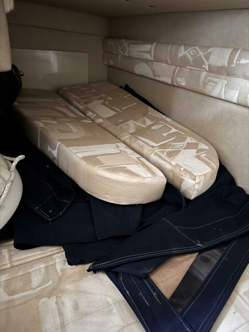 Slide: The Image of Sea Ray 270 Sundancer 1997 - 5488711