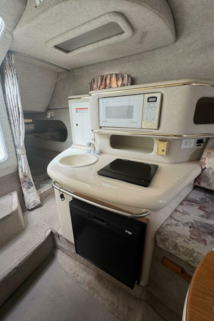 Slide: The Image of Sea Ray 270 Sundancer 1998 - 5346700
