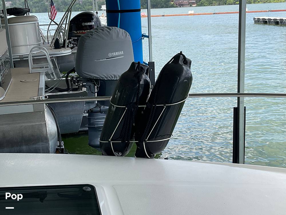 Slide: The Image of Sea Ray 270 Sundancer 2000 - 15582642