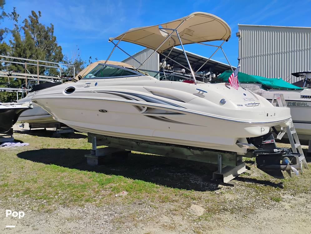 Slide: The Image of Sea Ray 270 Sundeck 2002 - 15161009