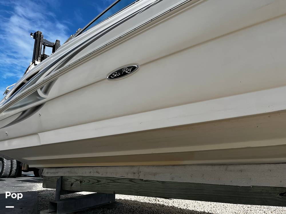 Slide: The Image of Sea Ray 270 Sundeck 2002 - 15143830