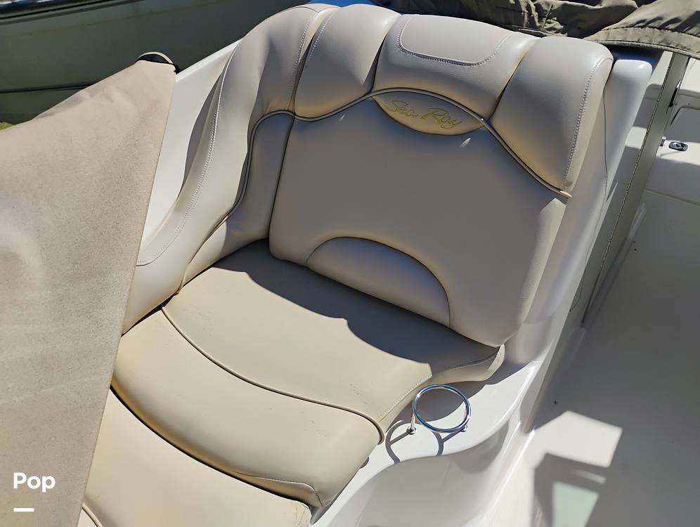 Slide: The Image of Sea Ray 270 Sundeck 2002 - 15161119