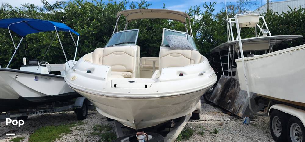 Slide: The Image of Sea Ray 270 Sundeck 2002 - 13702237