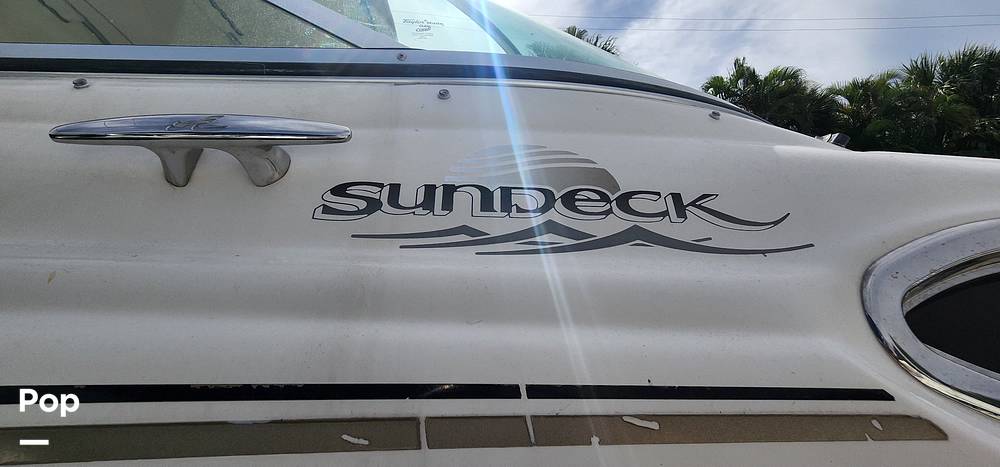 Slide: The Image of Sea Ray 270 Sundeck 2002 - 13702251