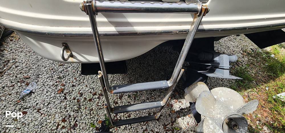 Slide: The Image of Sea Ray 270 Sundeck 2002 - 13702273