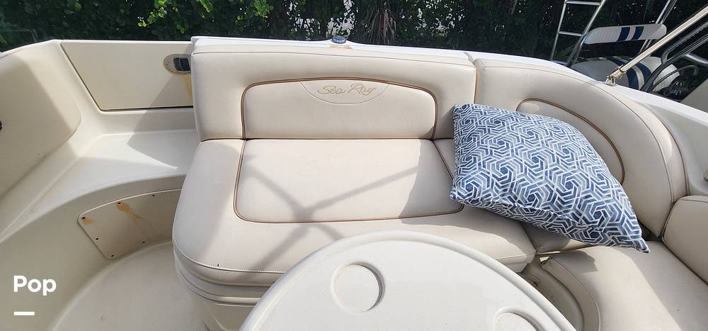 Slide: The Image of Sea Ray 270 Sundeck 2002 - 13702342