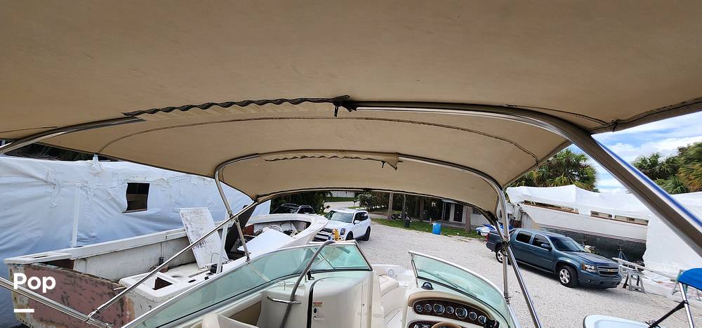Slide: The Image of Sea Ray 270 Sundeck 2002 - 13702417