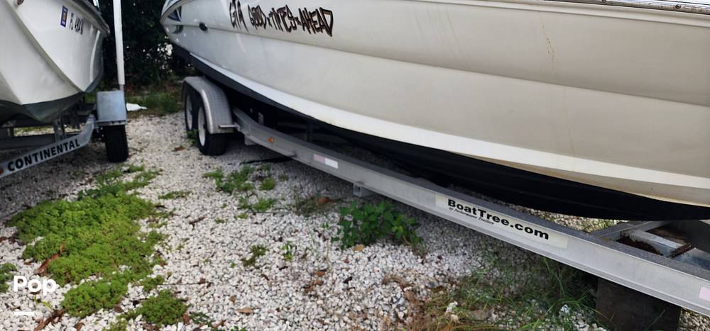Slide: The Image of Sea Ray 270 Sundeck 2002 - 13702442