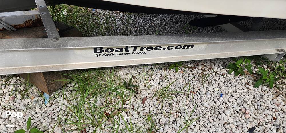 Slide: The Image of Sea Ray 270 Sundeck 2002 - 13702429