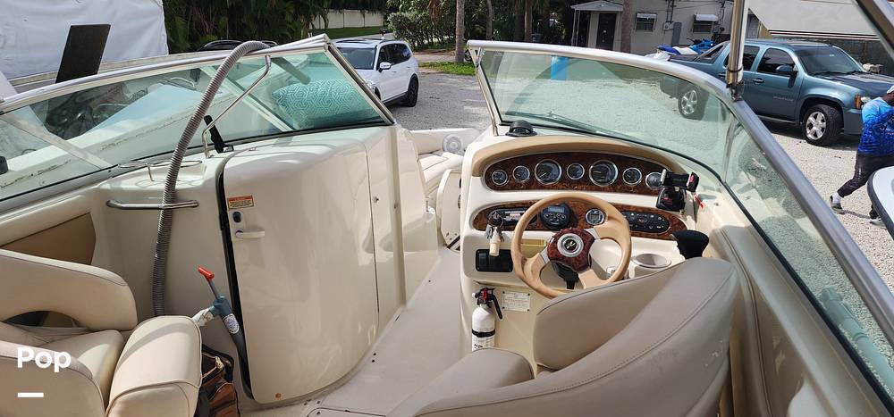 Slide: The Image of Sea Ray 270 Sundeck 2002 - 13702285