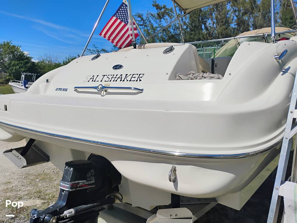 Slide: The Image of Sea Ray 270 Sundeck 2002 - 15161015