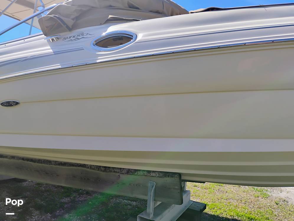 Slide: The Image of Sea Ray 270 Sundeck 2002 - 15161017