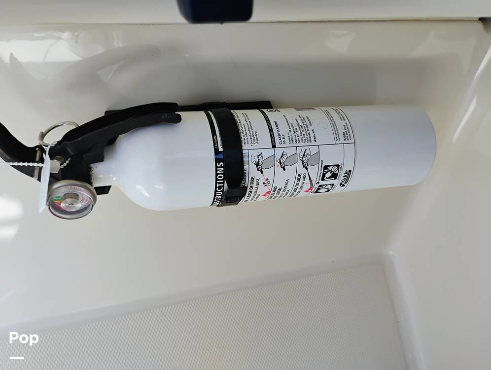 Slide: The Image of Sea Ray 270 Sundeck 2002 - 15161087