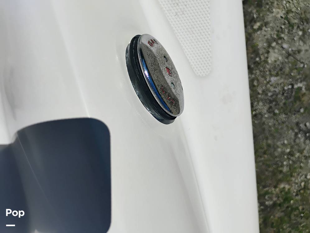 Slide: The Image of Sea Ray 270 Sundeck 2002 - 15161095