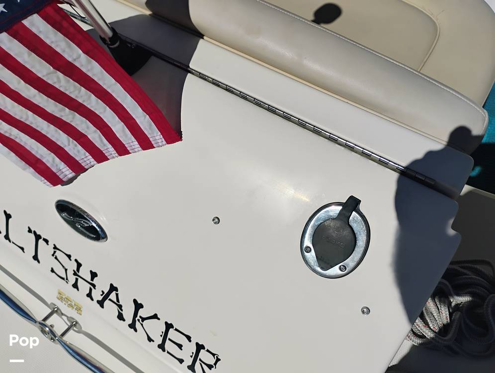 Slide: The Image of Sea Ray 270 Sundeck 2002 - 15161019