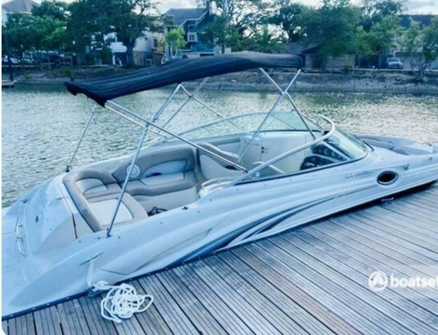 Slide: The Image of Sea Ray 270 Sundeck 2004 - 5318365