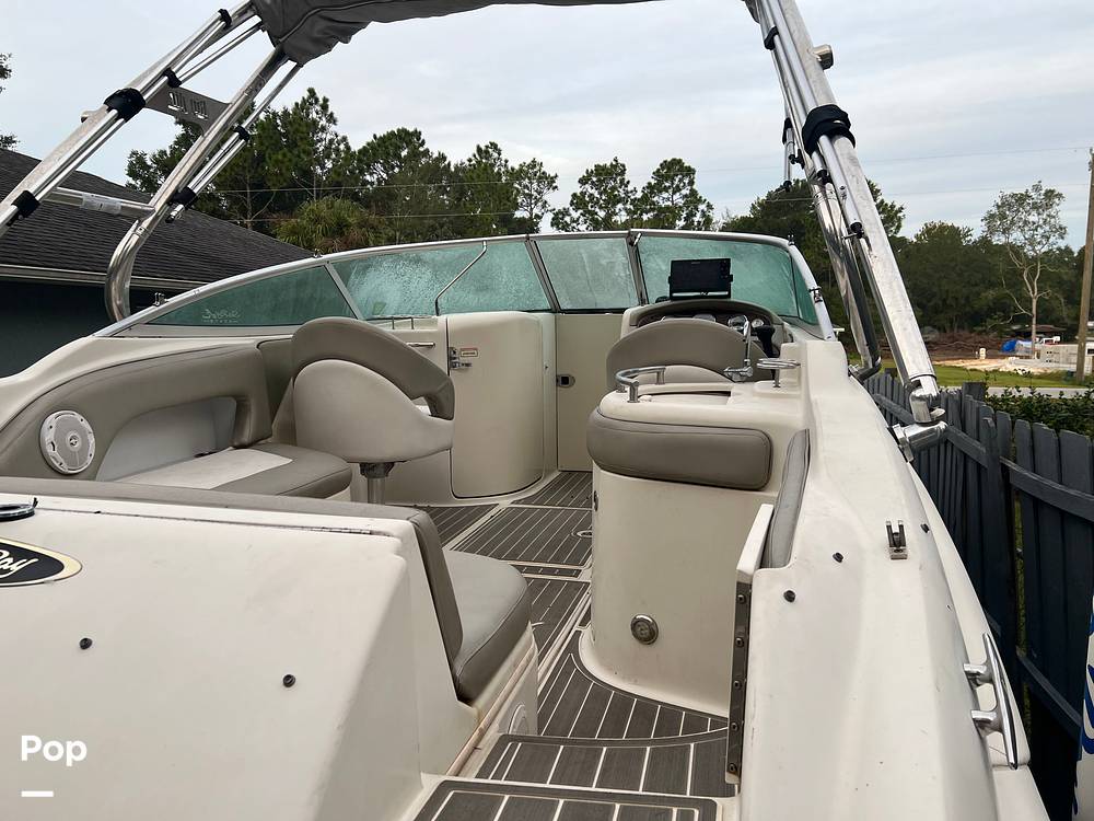 Slide: The Image of Sea Ray 270 SunDeck 2005 - 14508965