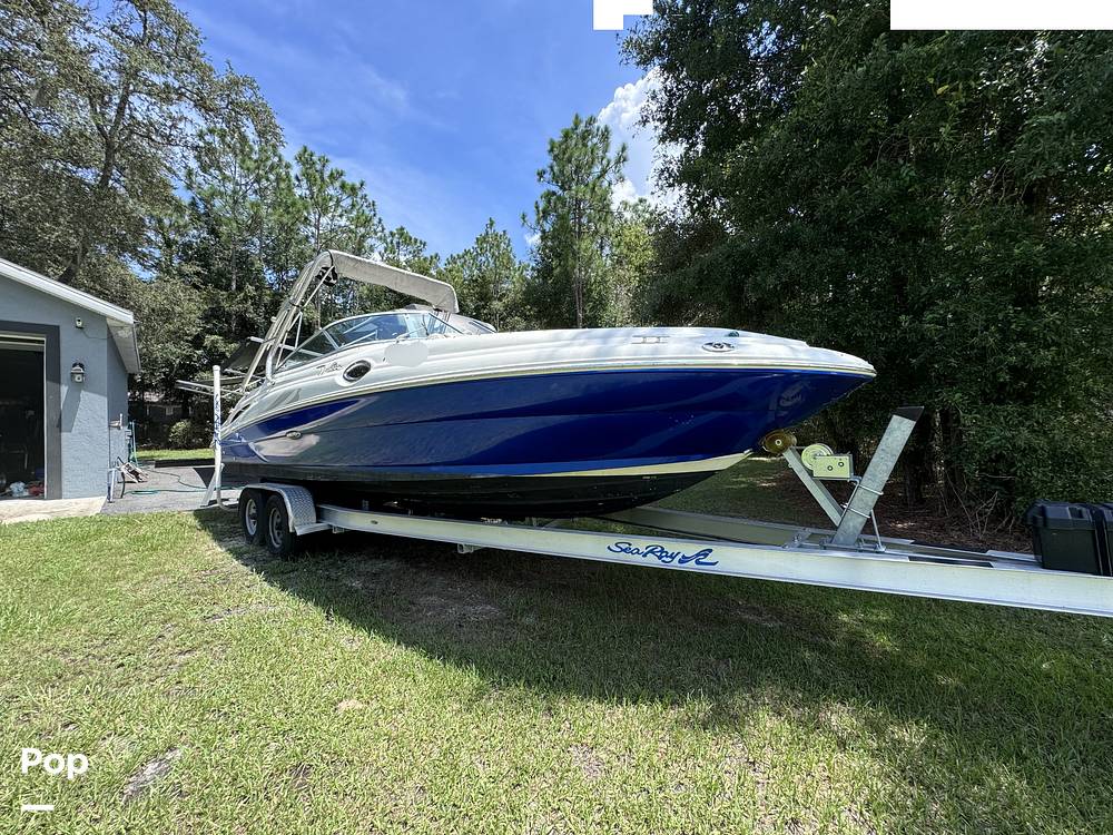 Slide: The Image of Sea Ray 270 SunDeck 2005 - 14516876