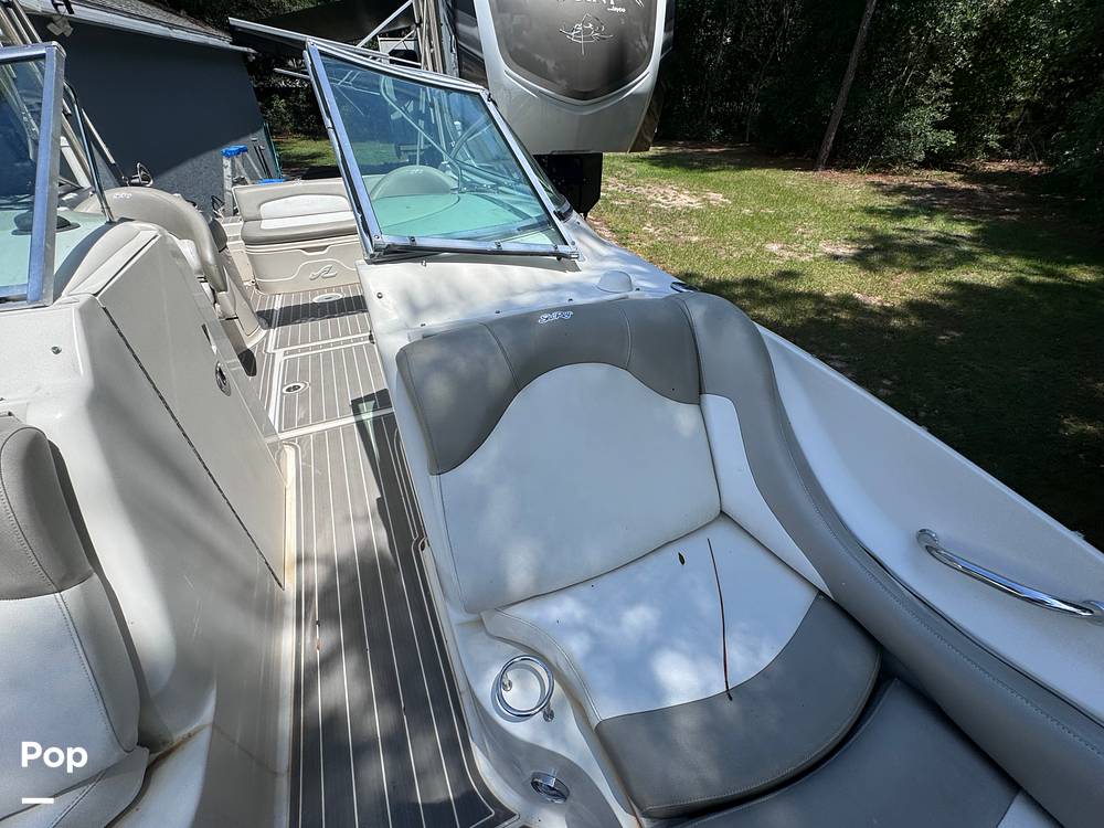 Slide: The Image of Sea Ray 270 SunDeck 2005 - 14517554