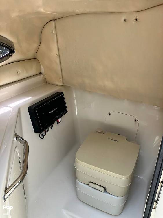 Slide: The Image of Sea Ray 270 SunDeck 2005 - 14578243