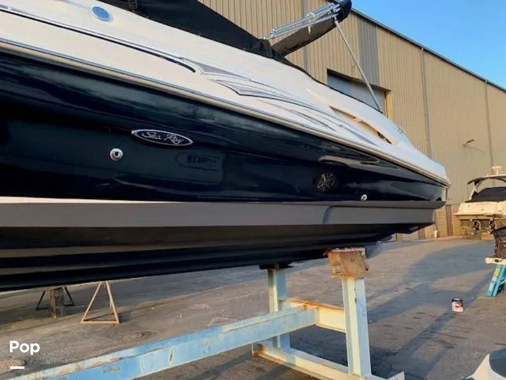 Slide: The Image of Sea Ray 270 Sundeck 2006 - 15711930