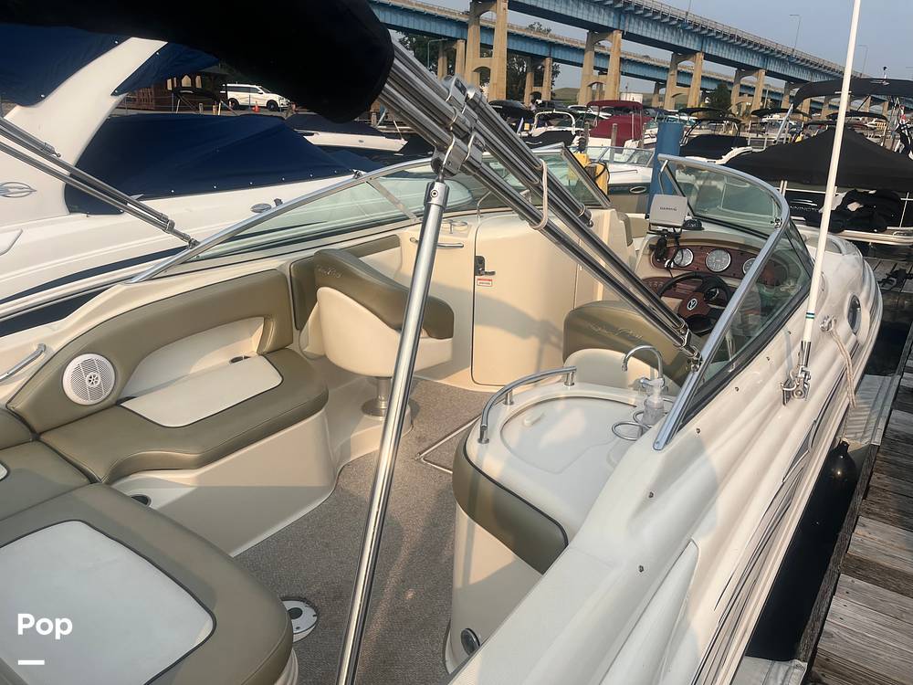 Slide: The Image of Sea Ray 270 Sundeck 2006 - 15726253