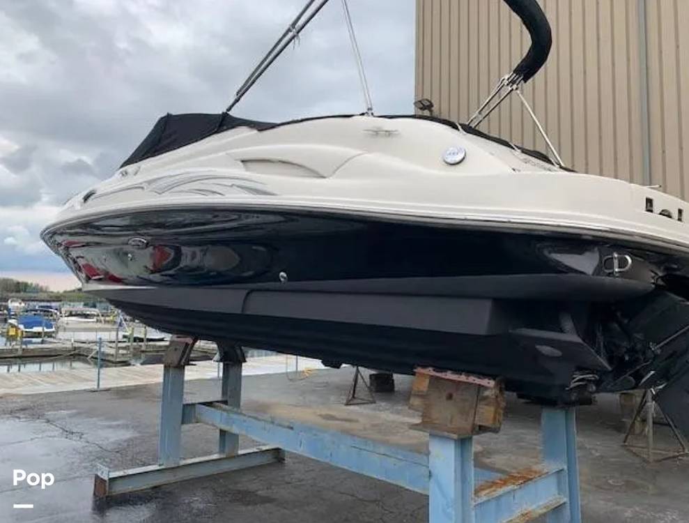 Slide: The Image of Sea Ray 270 Sundeck 2006 - 15711933