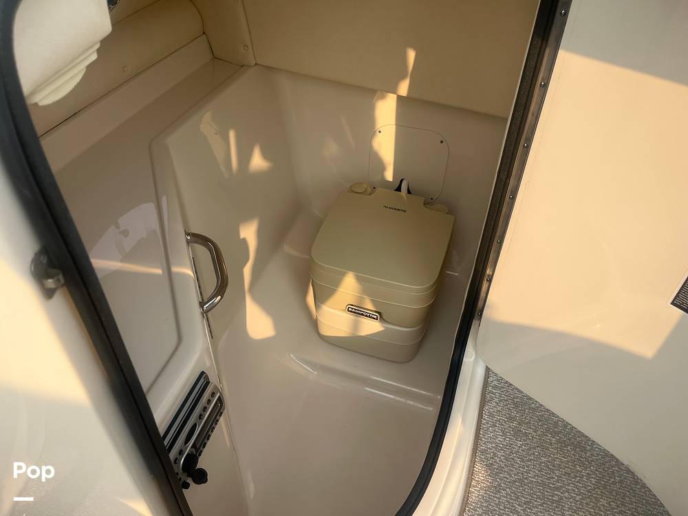 Slide: The Image of Sea Ray 270 Sundeck 2006 - 15726271